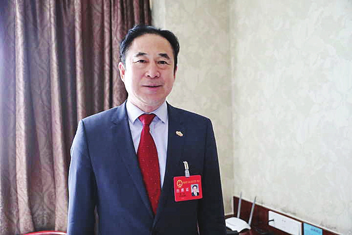 让更多客户住上幸福人文家园——访市人大代表刘民