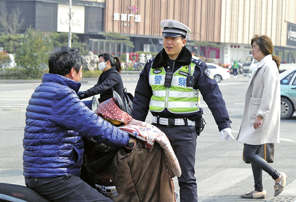 他们是十字路口的最美风景 ———走近泉城“最美文明交通路口”