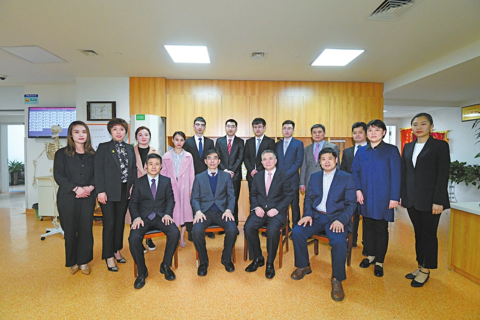 他们是守护人民健康的忠诚卫士 ——中大药业杯第四届“最美健康守护者”省级获奖者和集体巡礼