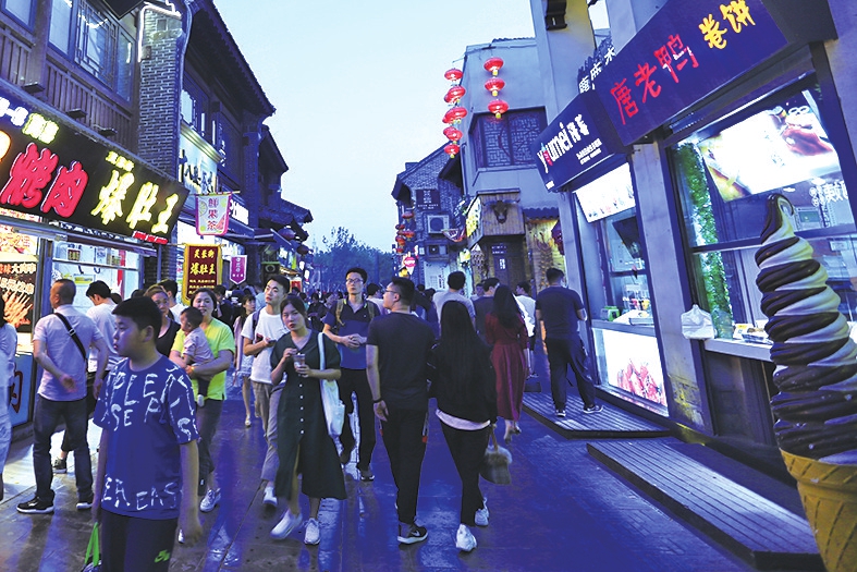 泉城夏夜分外美