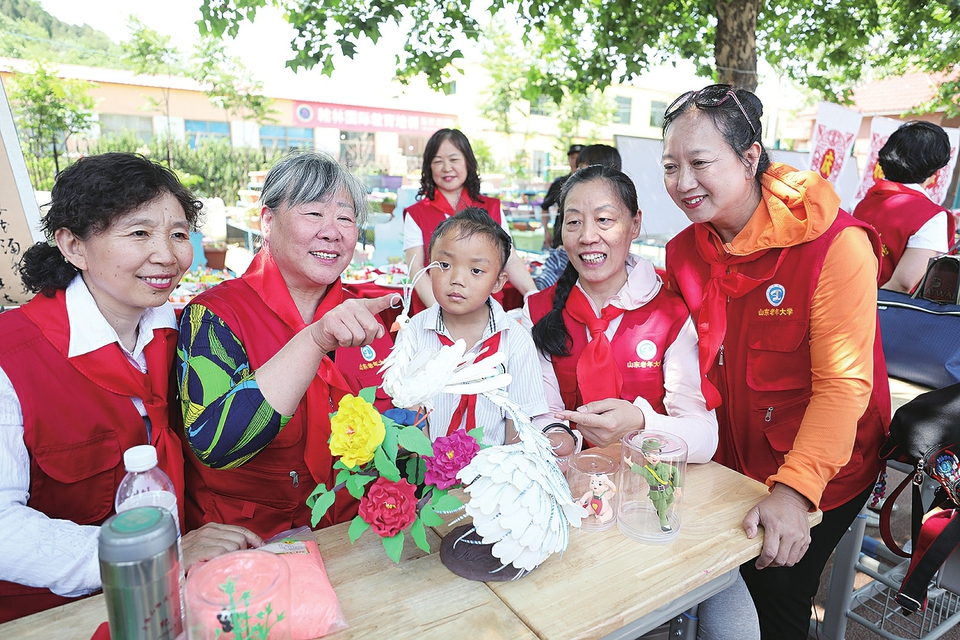 乡村孩子才华横溢，他们遇到哪儿来的名师？