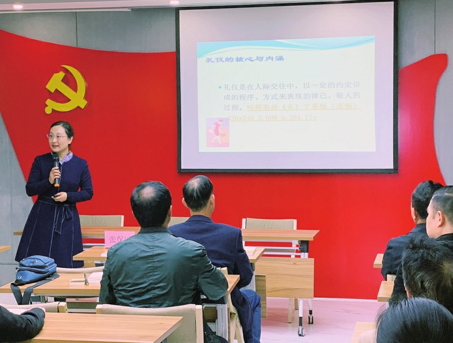 白领纷纷“求入党”商圈党建别样红