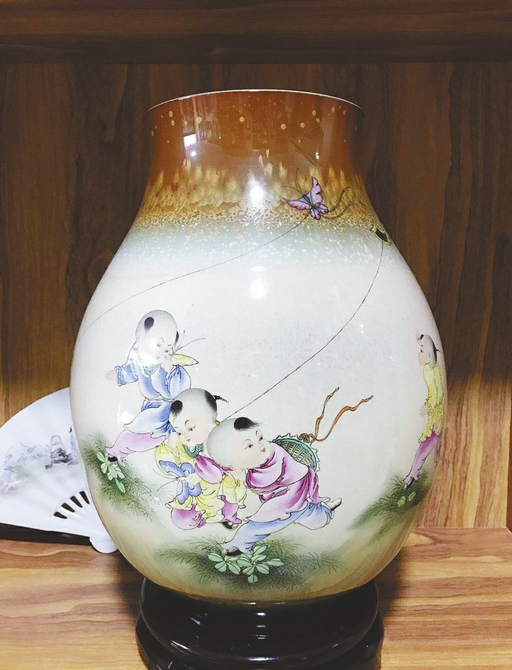 【聚焦济南艺博会】心中有故事 笔尖绘时光 黄加全陶瓷艺术精品将亮相艺博会