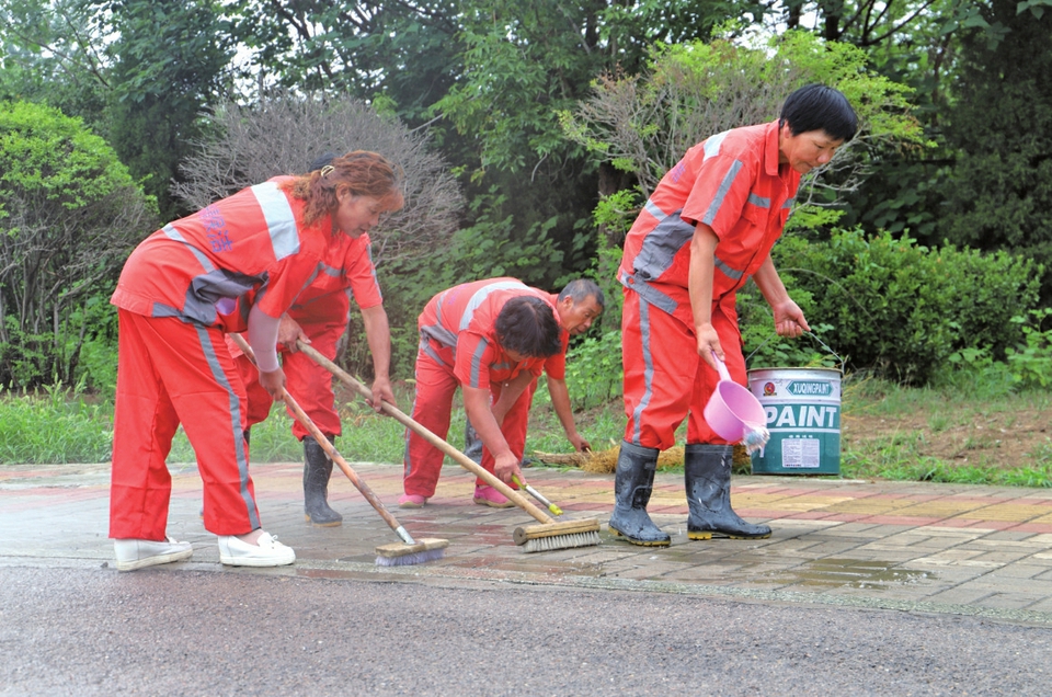 长清区城管局担当“三年大变样”主力军 城市管理有心就见效