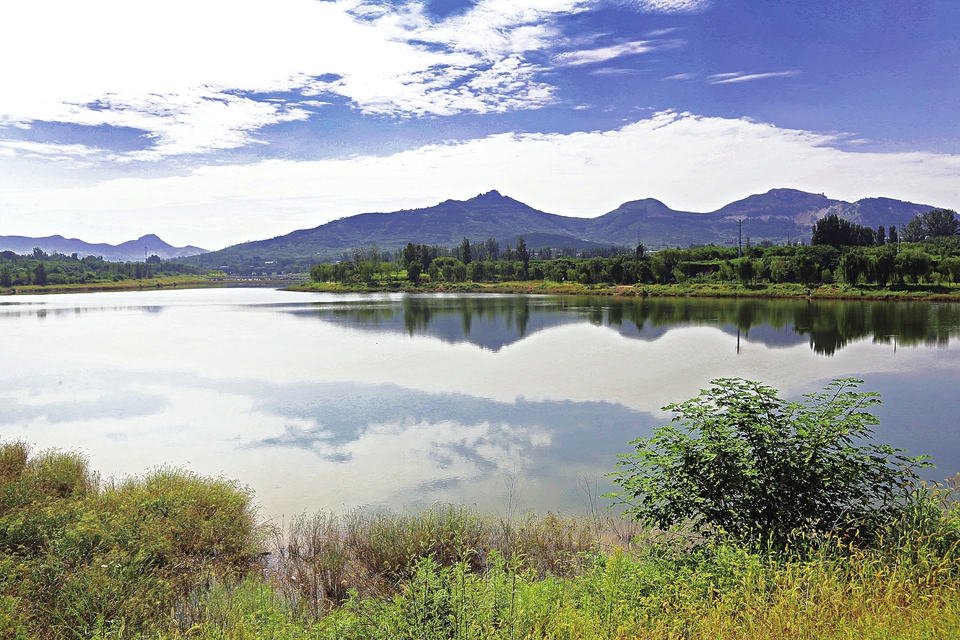 蓝天碧水玉符河