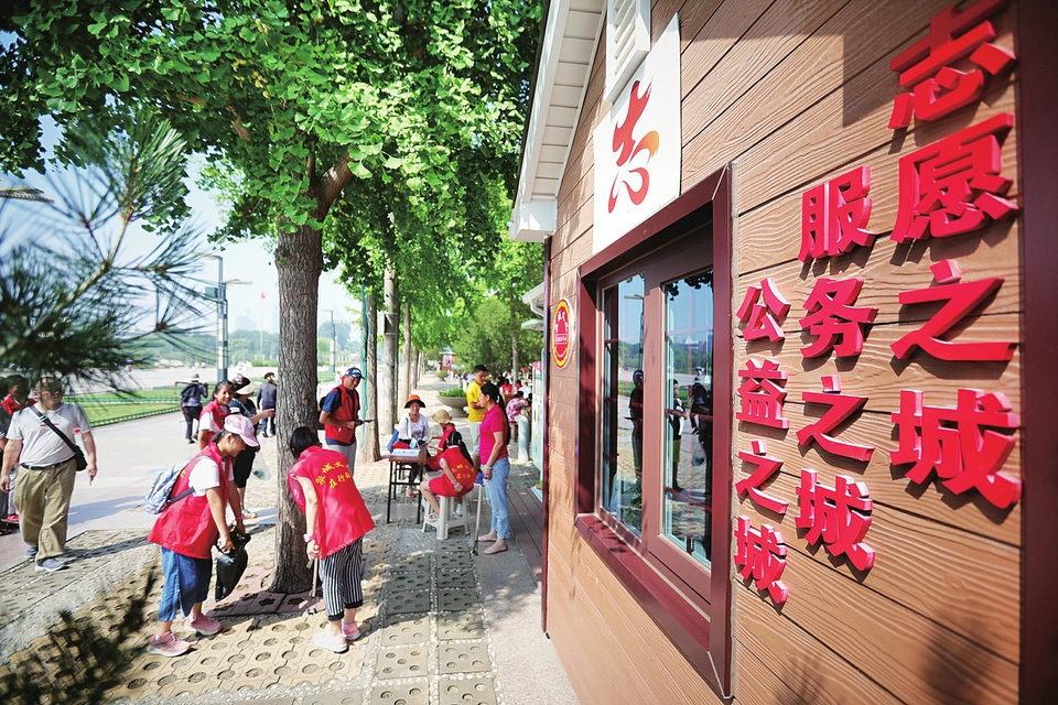 不知疲倦的泉城“兵妈妈” ——走近“爱涌泉城”公益评选报名组织系列报道