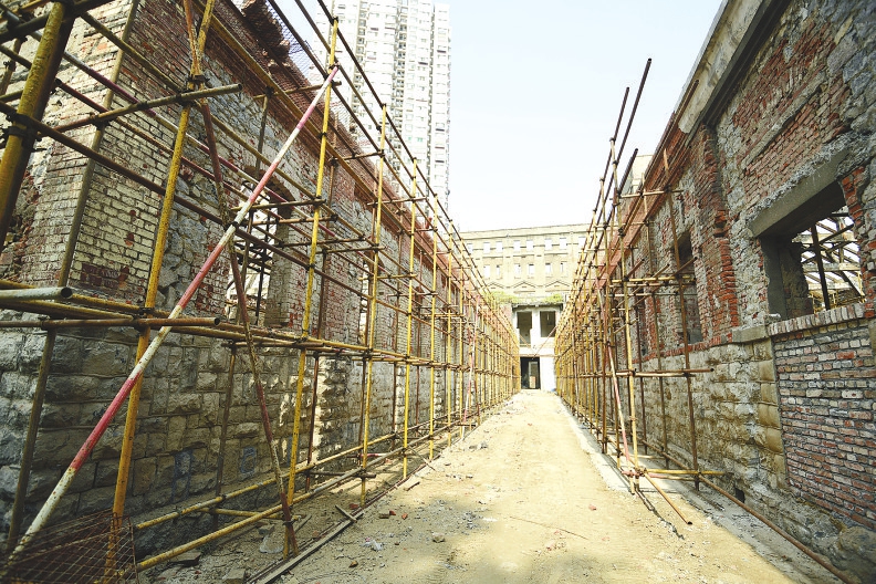 百年面粉厂加固近尾声