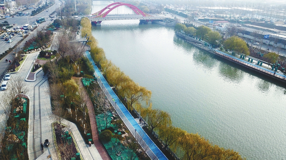 小清河沿河跑道成市民打卡地