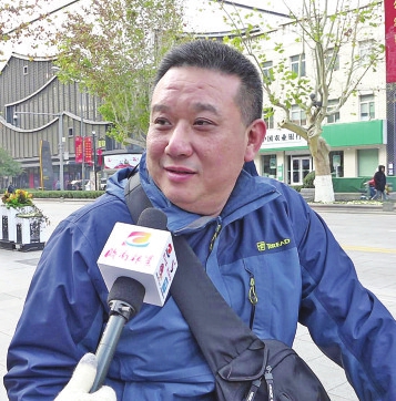 【开门听音 百姓参事】“蹭暖”难界定，收费无依据——暖了自己，寒了邻居？