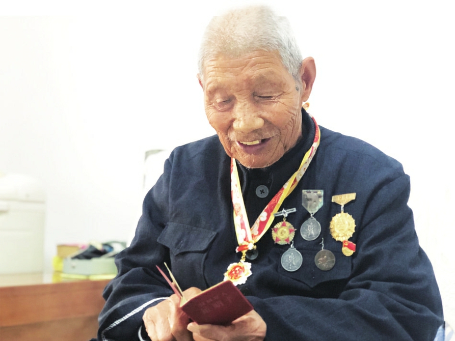 “寻找‘张富清式’老战士”行动揭开尘封多年的档案——走近济南“张富清式”老英雄李仲祥