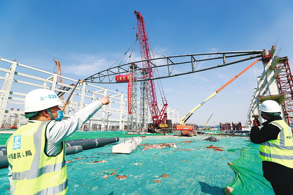 全球净展览面积最大 绿地国博城会展中心主体钢结构开工