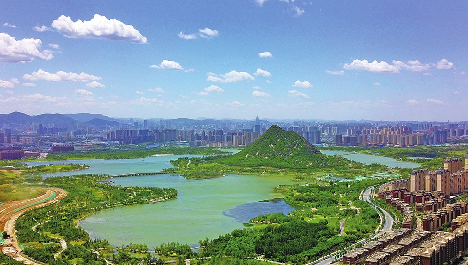 济南打造“南山北水”绿色生态大走廊