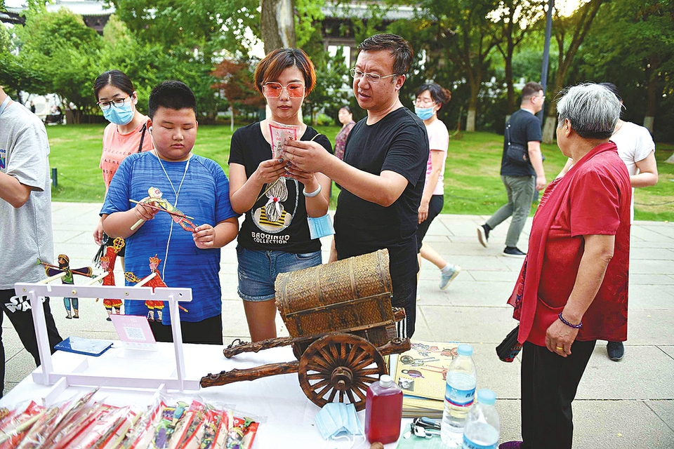 产品丰富质量过硬 多次补货供不应求 济南非遗购物节“首秀”惊艳
