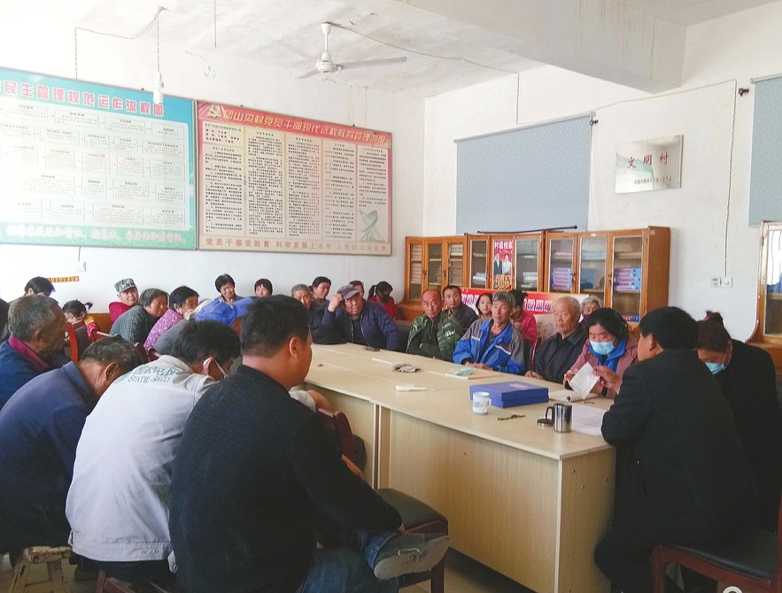 百名记者百村行