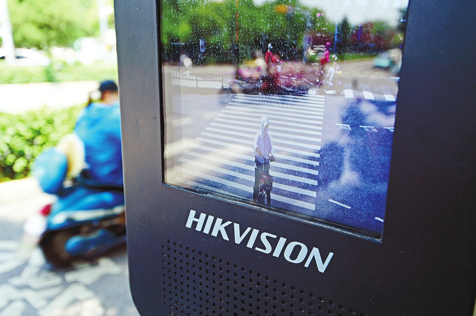 “人脸识别”信号灯在济南市区推广