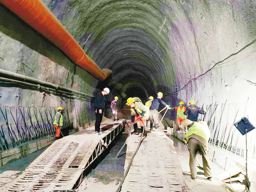 山东华宝庆丰郭大铁路物流园项目 鹏山隧道即将贯通