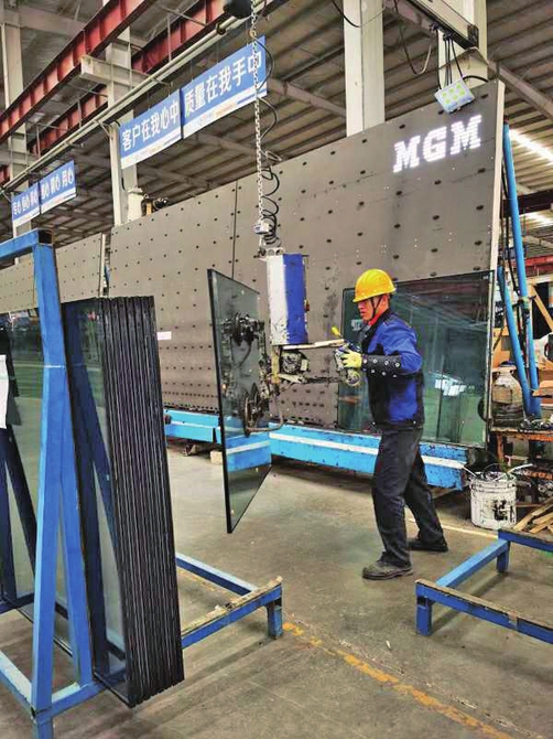 疫情之下,预计今年营收同比增长50% 一家玻璃企业的逆袭之路