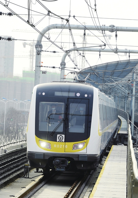 轨道交通2号线今天开通初期运营 济南昂首进入地铁换乘时代