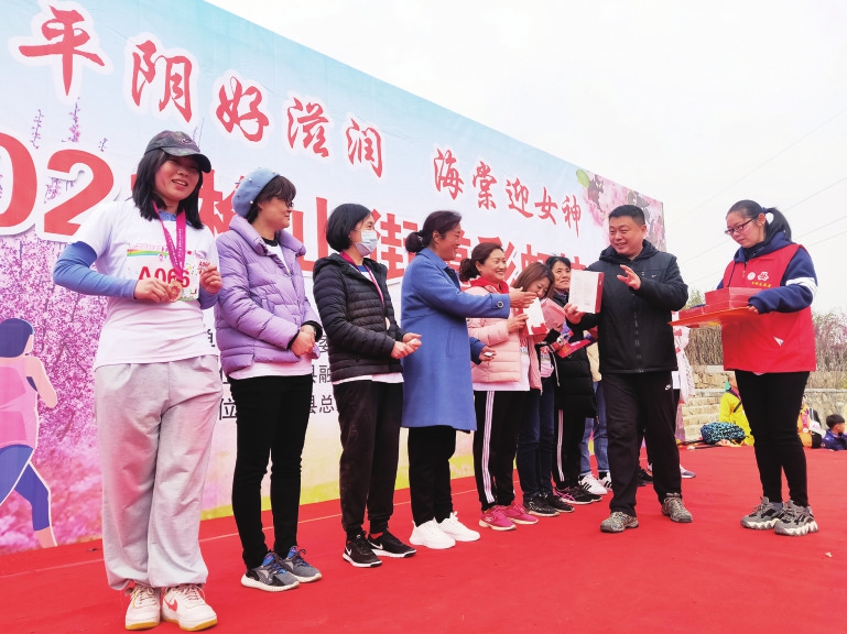 平阴榆山街道2021海棠花会发出赏花邀约——最美人间四月天海棠依旧笑春风