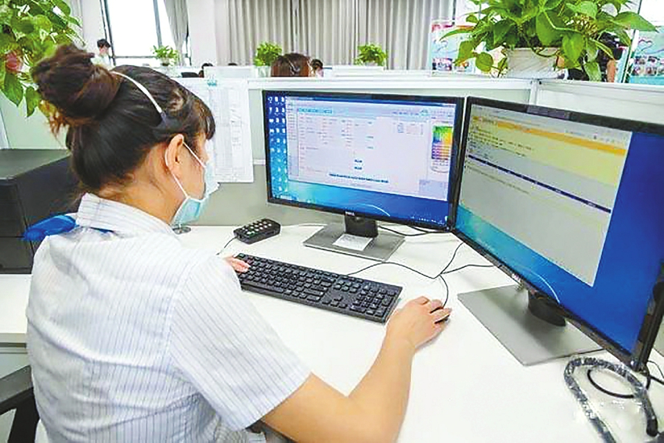 从“一部电话”到“手持终端”，“小白热线”服务无界限 廿五载真情打造连心线民心线