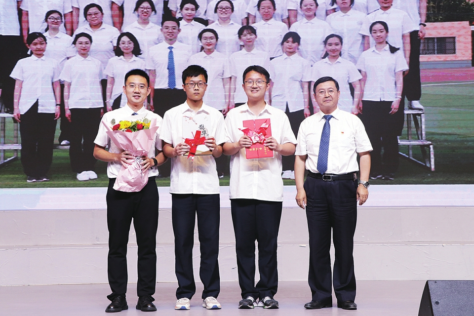 济南外国语学校 “三驾马车”驱动学校行稳致远