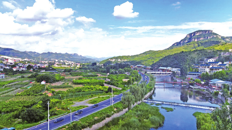 水丰泉欢响叮咚 如诗生态入画来