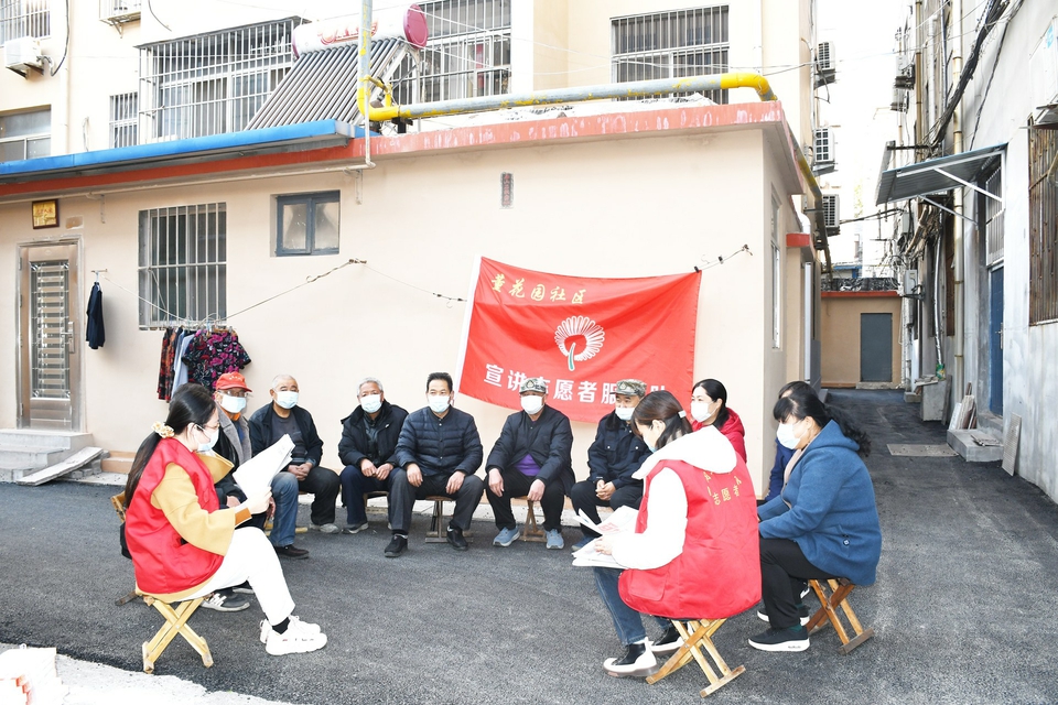 “流动马扎”宣讲队 走到群众身边来