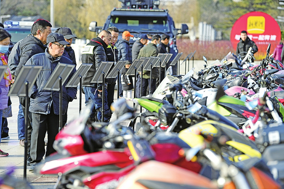 让爱同行 文明泉城 摩托车文明骑行倡议暨严重违法整治成果展举办