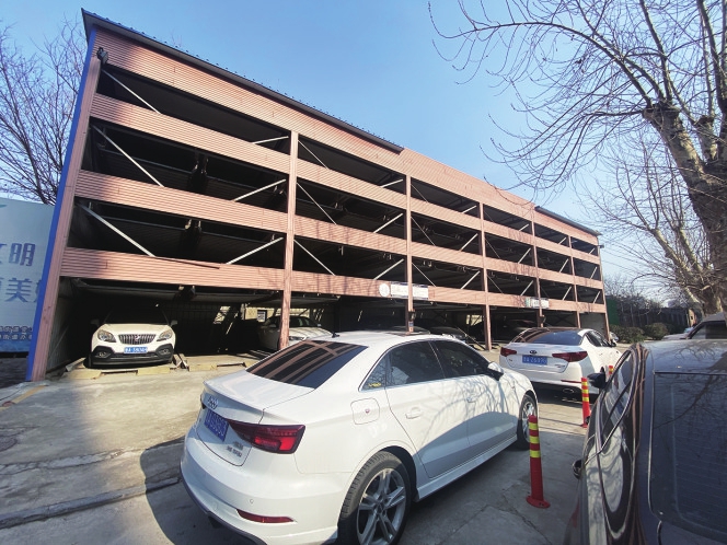 小区内普通车位近“满员”，立体车位仍空置——立体停车库，什么影响了你的上座率？