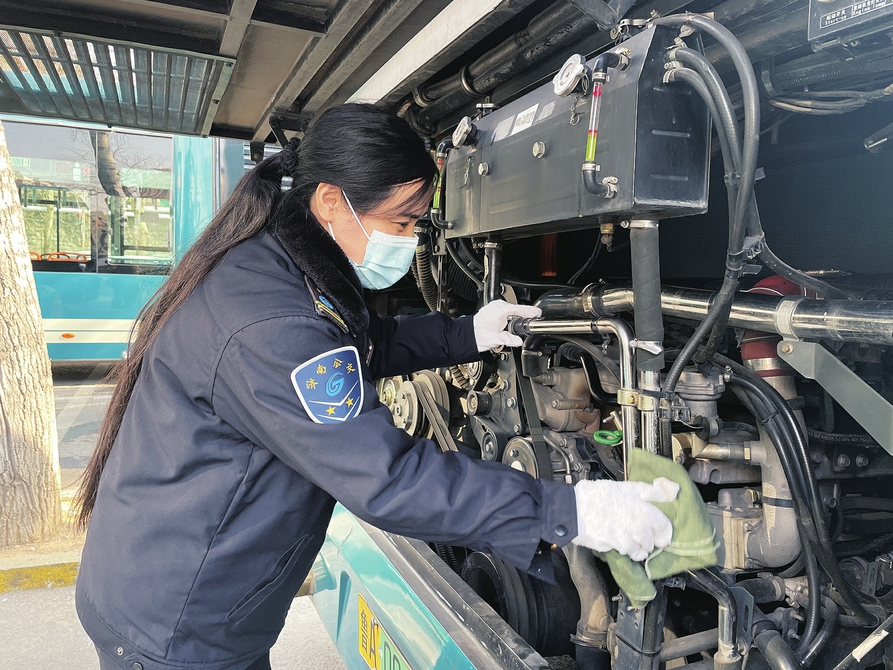 乘势而上开新局 凝心聚力起好步 节后上班首日济南市各级各部门（单位）呈现起步即冲刺良好姿态