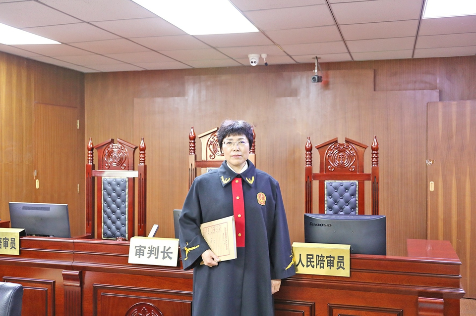 榜样引路 推动法院工作高质量发展