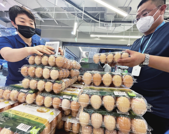 市中区保供情况探访——商超、菜市随卖随供，量足又新鲜