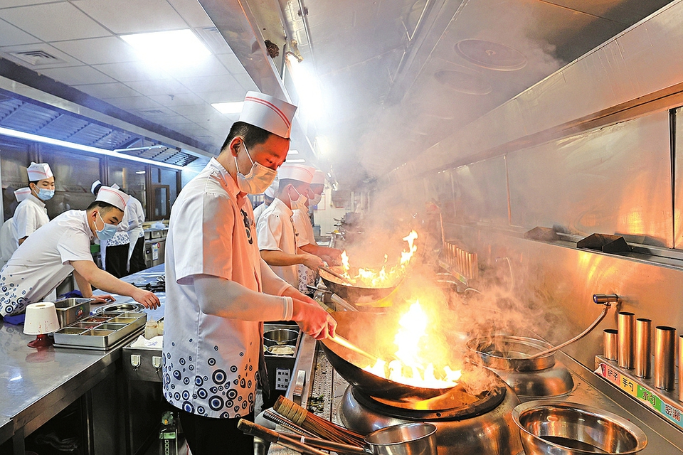 济南餐饮门店有序恢复堂食 熟悉的配方 熟悉的味道