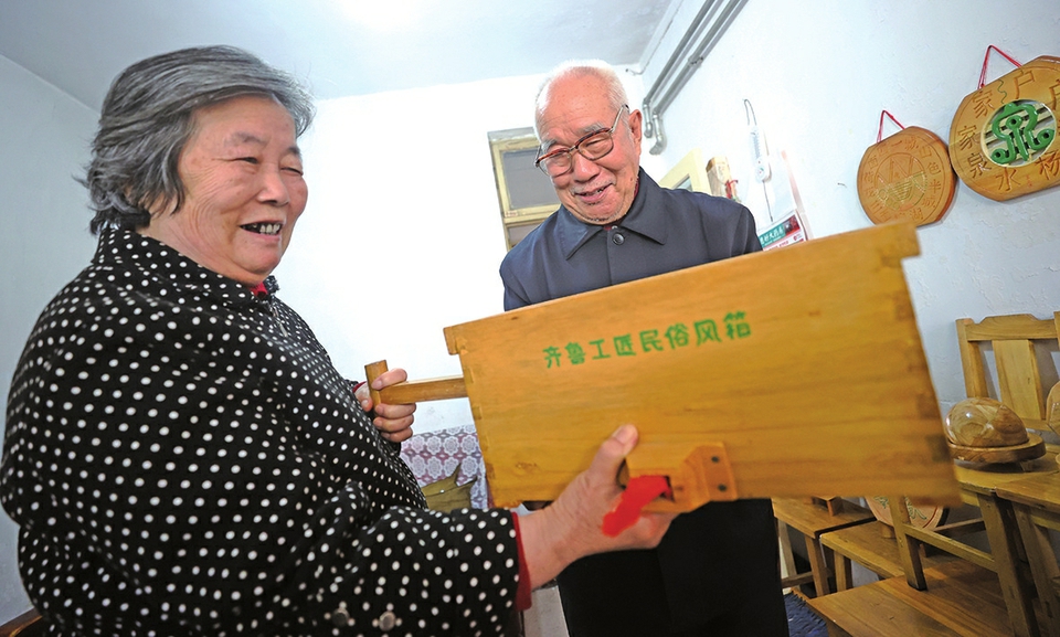 老匠新作 他让木头以另一种姿态复活