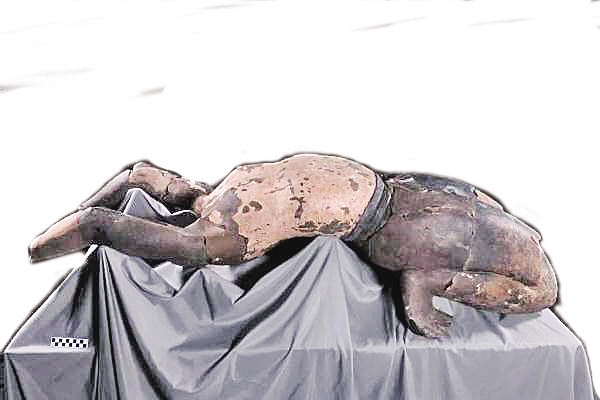 济南杂技俑：升级版秦陵仰卧俑故事多