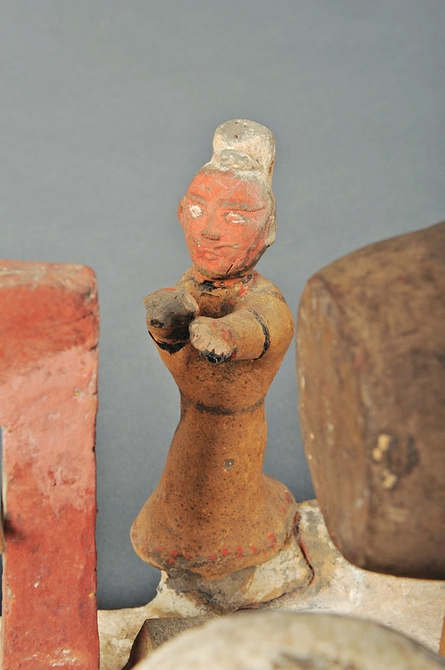 济南杂技俑：升级版秦陵仰卧俑故事多