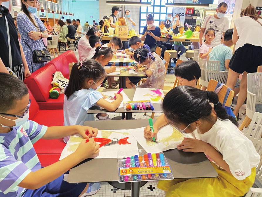 红色游、研学游、避暑游…… 假期的多种打开方式