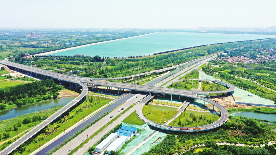 起步区最大互通立交桥全面完工