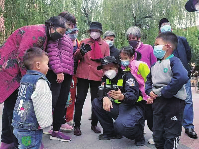 无人机技术引领警务实战升级 这队空警火眼金睛