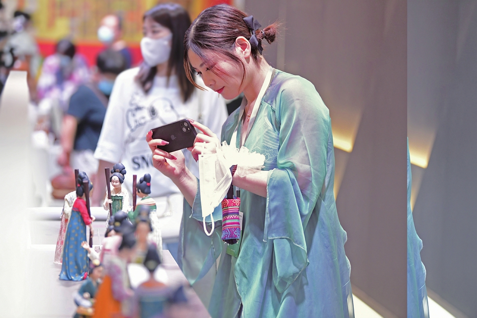 第三届中国国际文化旅游博览会、首届中华传统工艺大会今日闭幕 想淘货的市民要抓紧时间了！