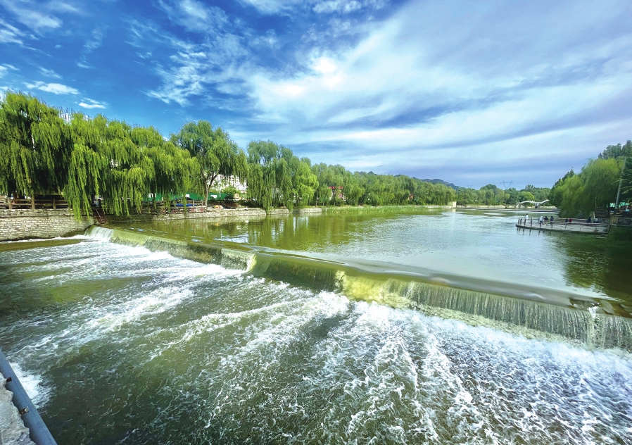 济南南部山区：小桥流水秀丽多姿美如江南 观景瀑布美如画