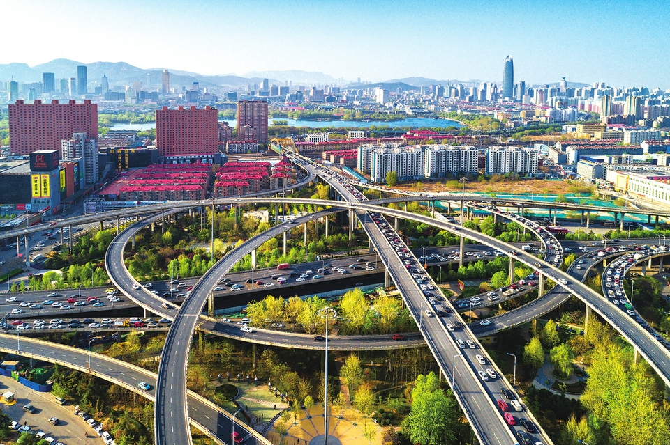 综合实力跨越提升 城市品质全域嬗变 发展能级持续跃升 天桥：非凡十年，强区建设步履铿锵