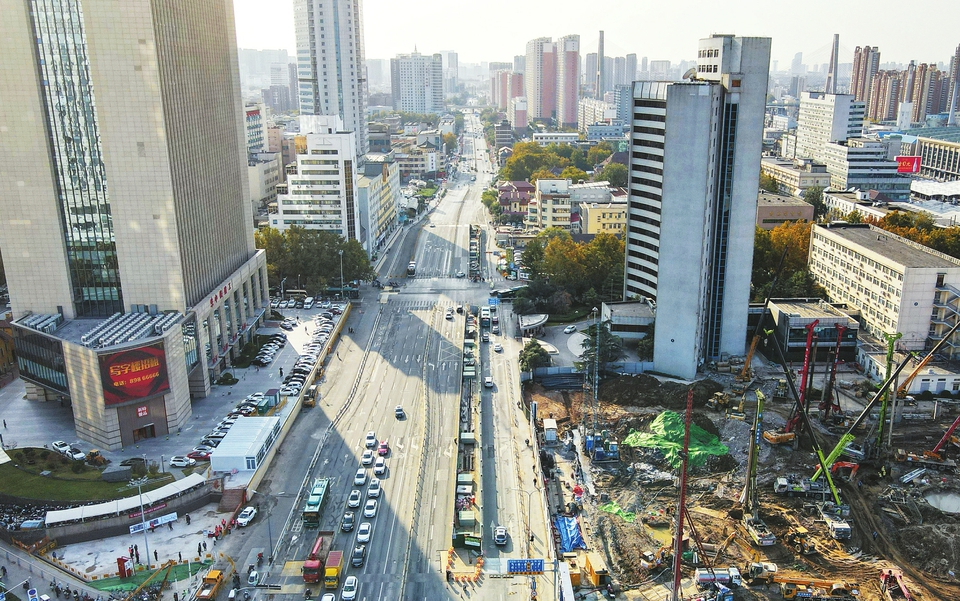 配合轨道交通6号线施工火车站周边交通出行有变化