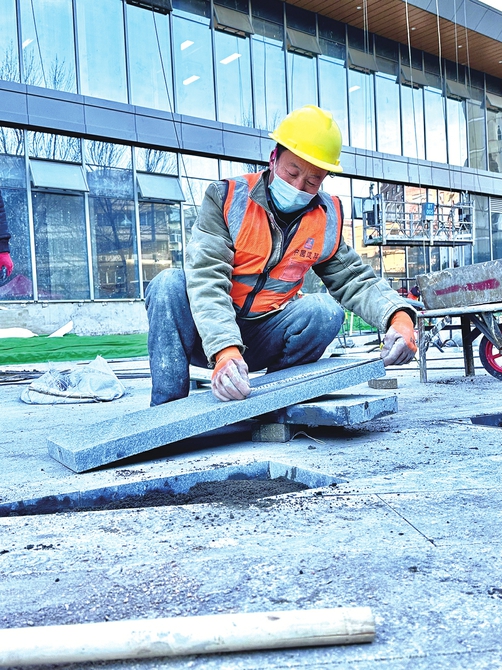 大干快上不松劲 项目建设加速跑