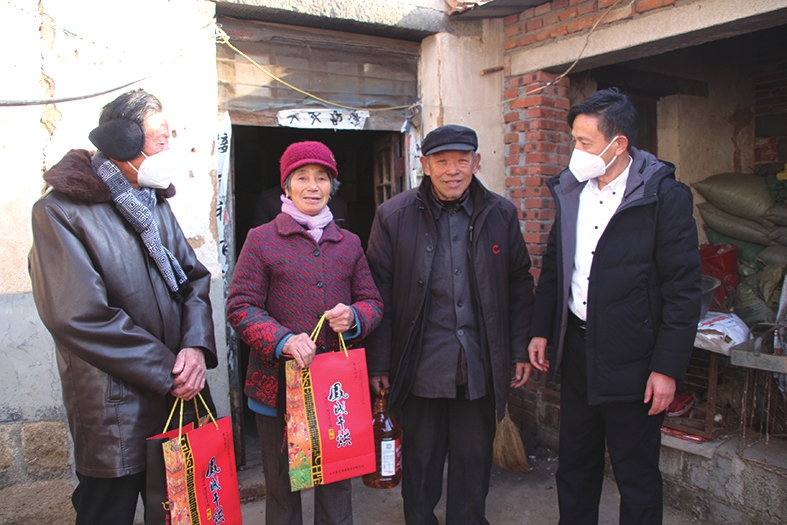 情暖冬日 心系香山人家