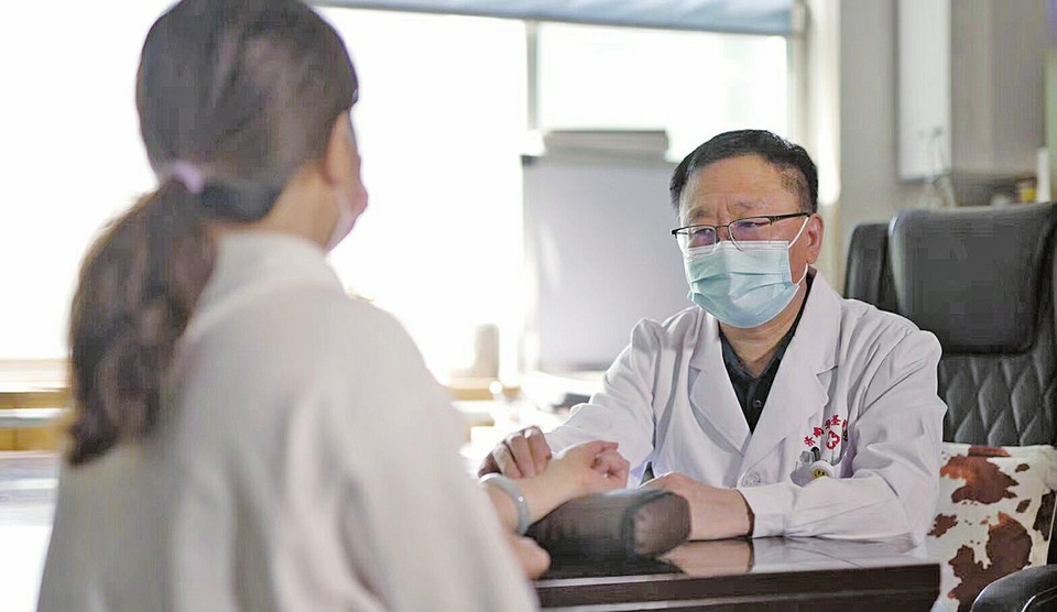 中医参与抗癌可提高生存率两成以上 中西医结合治疗为患者延续生命