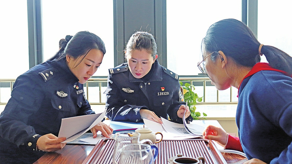 项目突破年、公安走在前。高新公安： 十个一护航企业高质量发展