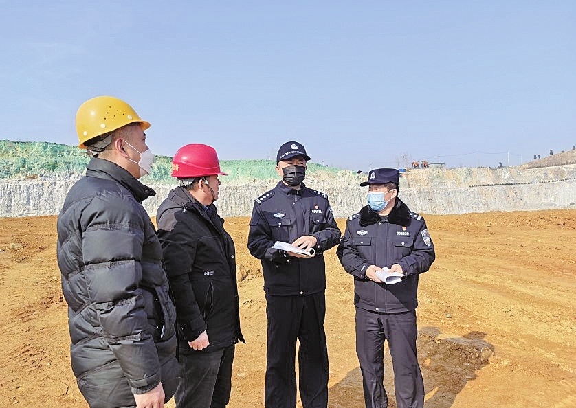 项目突破年、公安走在前。高新公安： 十个一护航企业高质量发展