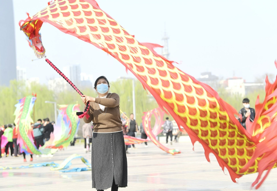 济南：惊蛰到 春意盎