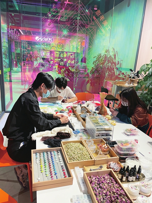 春江水暖，与一城烟火相拥 消费加速升温！济南强信心稳经济促发展